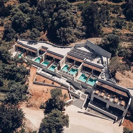 ホテル Monastery Estate Retreat 3*